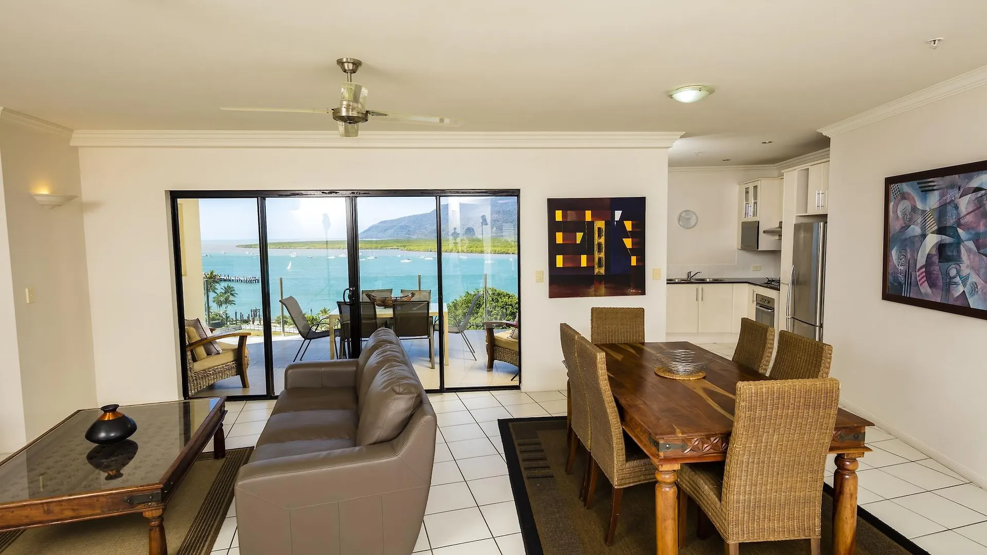 Jack And Newell Holiday Apartments Cairns Aparthotel