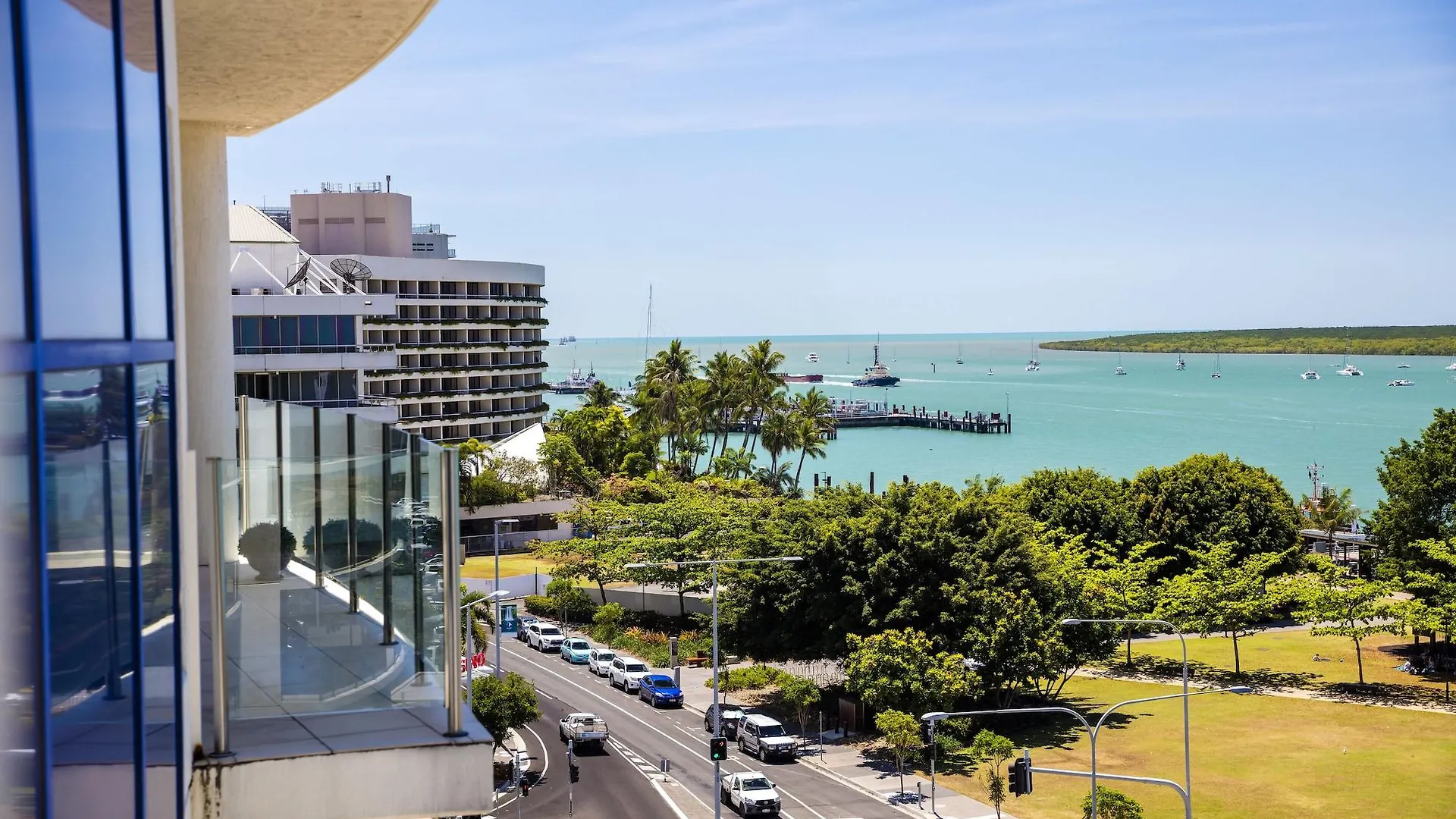 Jack And Newell Holiday Apartments Cairns Aparthotel